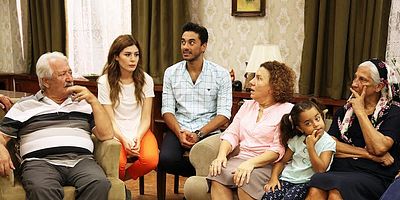 Kocamın Ailesi 53.Bölüm posteri