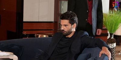 Kara Sevda 2.Bölüm posteri