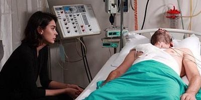 Eşkiya Dünyaya Hükümdar Olmaz 9.Bölüm posteri