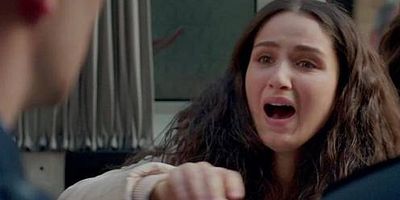 Kırgın Çiçekler 21.Bölüm posteri