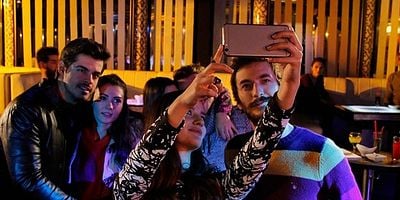 Güneşin Kızları 25.Bölüm posteri