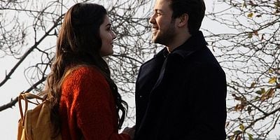 Güneşin Kızları 28.Bölüm posteri