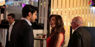 Kara Sevda 15.Bölüm posteri