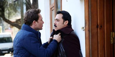 Kırgın Çiçekler 34.Bölüm posteri