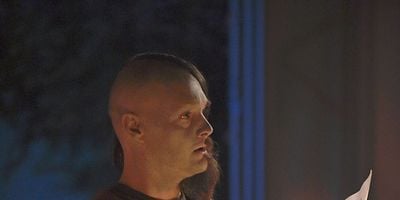 Fourth Finger posteri