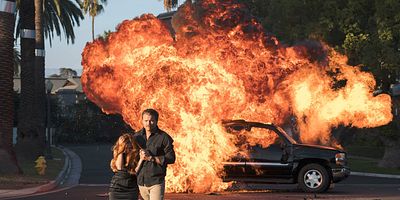 Ties That Blind posteri