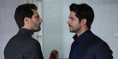 Kara Sevda 49.Bölüm posteri