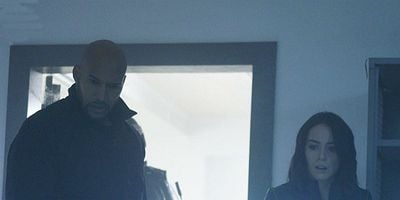 The Man Behind the Shield posteri