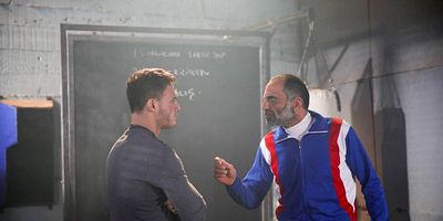 Bu Şehir Arkandan Gelecek 9.Bölüm posteri