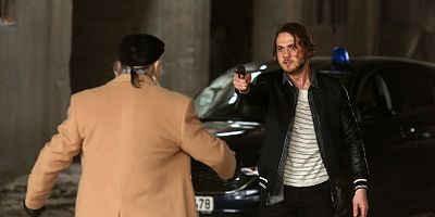 İçerde 24.Bölüm posteri