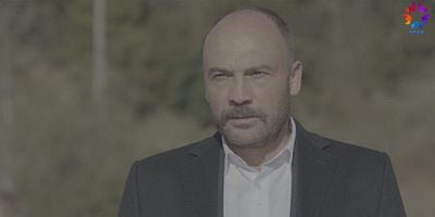 Fazilet Hanım ve Kızları 4.Bölüm posteri