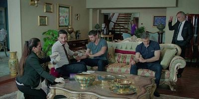 Seni Kimler Aldı 4.Bölüm posteri