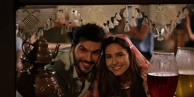 Yeni Gelin 15.Bölüm posteri