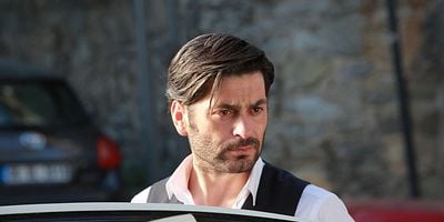 Eşkiya Dünyaya Hükümdar Olmaz 75.Bölüm posteri