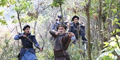 Diriliş Ertuğrul 93.Bölüm posteri