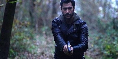 İsimsizler 25.Bölüm posteri