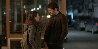 Bizim Hikaye 13.Bölüm posteri