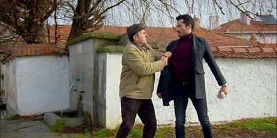 Beni Bırakma 8.Bölüm posteri