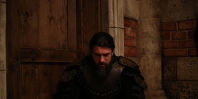 Diriliş Ertuğrul 105.Bölüm posteri