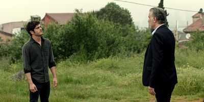 Bizim Hikaye 33.Bölüm posteri