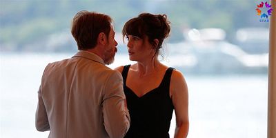 Ufak Tefek Cinayetler 30.Bölüm posteri