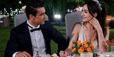 Siyah Beyaz Aşk 32.Bölüm Final posteri