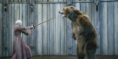 The Bear and the Maiden Fair posteri