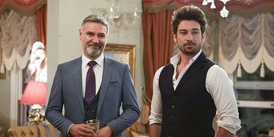 Elimi Bırakma 9.Bölüm posteri