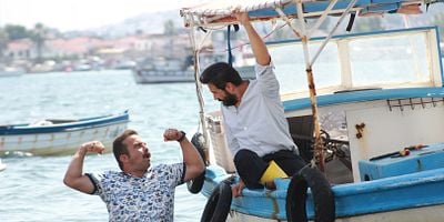 Ege'nin Hamsisi 10.Bölüm posteri