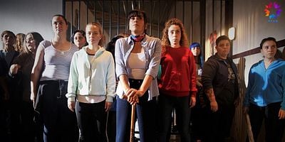 Avlu 17.Bölüm posteri