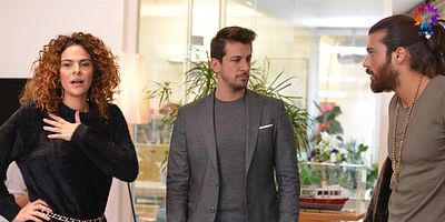 Erkenci Kuş 23.Bölüm posteri