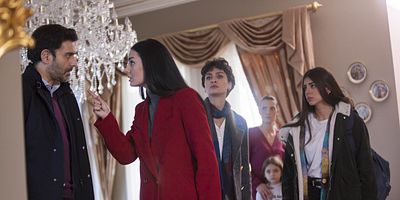 Ağlama Anne 12.Bölüm posteri