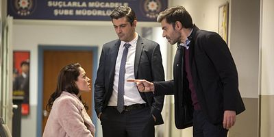 Ağlama Anne 13.Bölüm Final posteri