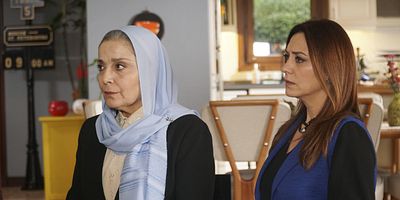 Elimi Bırakma 30.Bölüm posteri