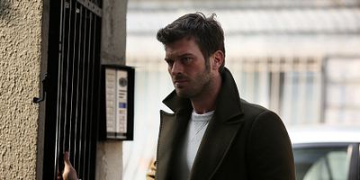 Çarpışma 12.Bölüm posteri