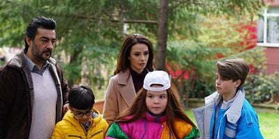 Bir Aile Hikayesi 4.Bölüm posteri