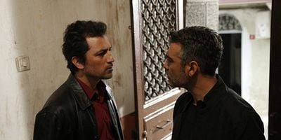 Kadın 62.Bölüm posteri