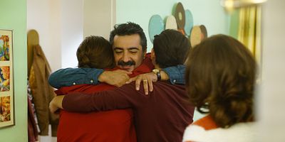 Bir Aile Hikayesi 18.Bölüm Final posteri