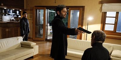 Eşkiya Dünyaya Hükümdar Olmaz 147.Bölüm posteri