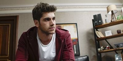 Elimi Bırakma 54.Bölüm posteri