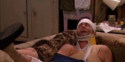 iHurt Lewbert posteri