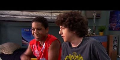 Broadcast Views posteri