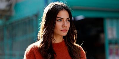 Doğduğun Ev Kaderindir 1.Bölüm posteri