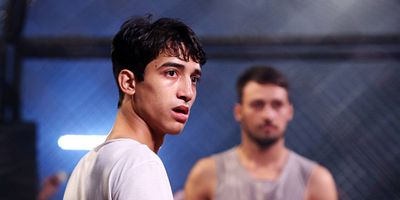 Şampiyon 16.Bölüm posteri