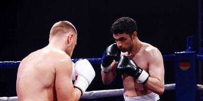 Şampiyon 22.Bölüm posteri