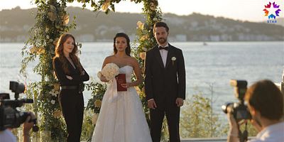 İyi Günde Kötü Günde 1.Bölüm posteri