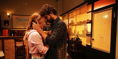 Çatı Katı Aşk 13.Bölüm posteri