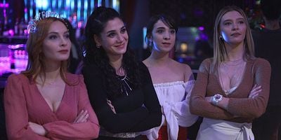 Sen Çal Kapımı 16.Bölüm posteri