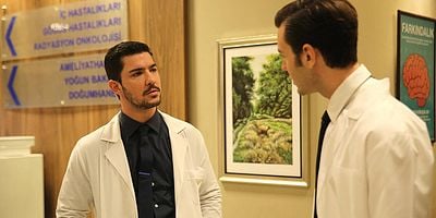 Hekimoğlu 26.Bölüm posteri