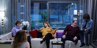 Sadakatsiz 16.Bölüm posteri